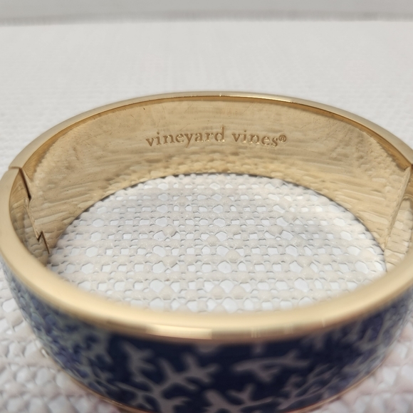 Vineyard Vines blue and gold bangle bracelet - Picture 3 of 6